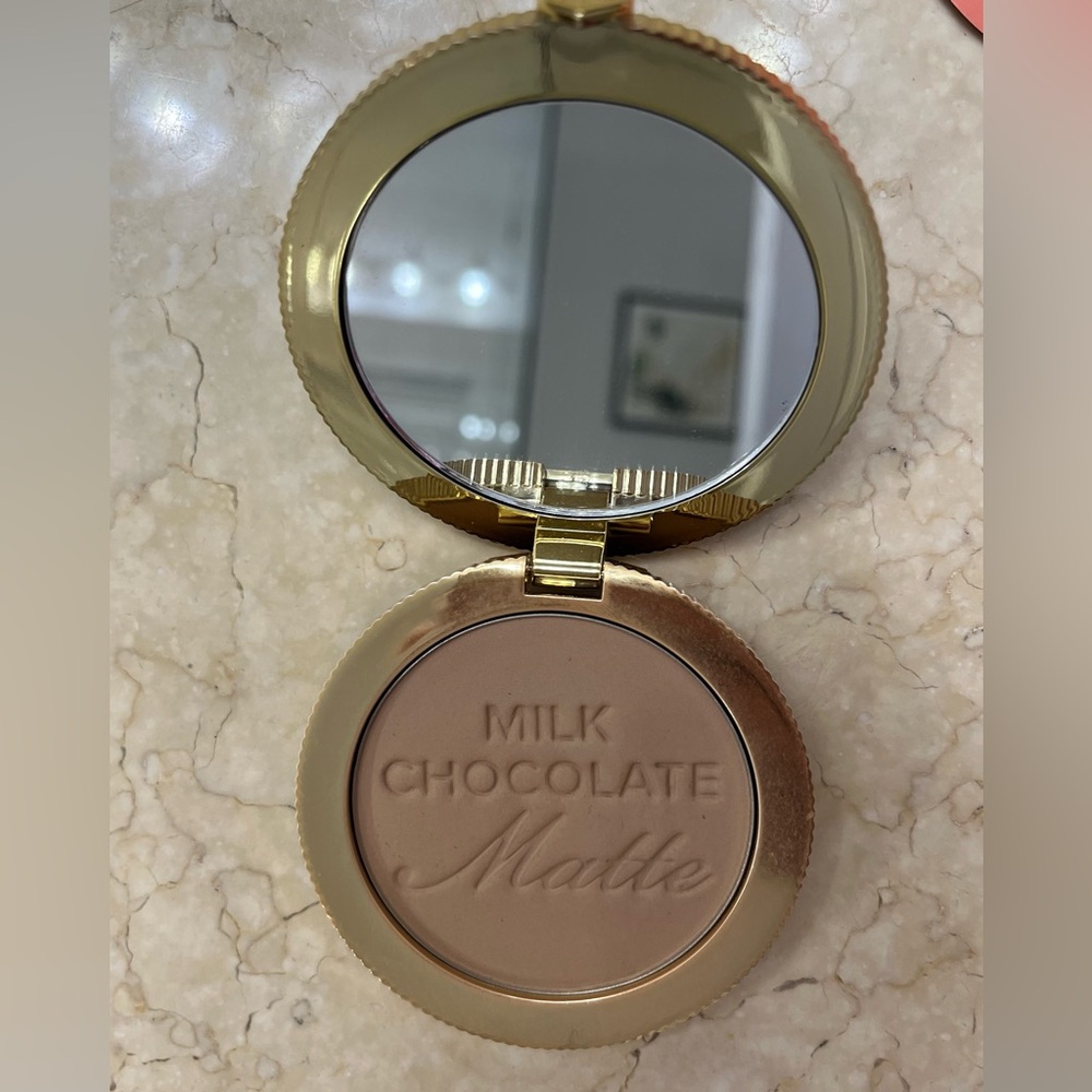 Too Faced Soleil Milk Chocolate Matte Bronzer